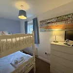 Feriehus Sea Air, The Bay, 2 Bedroom 2 Bathroom First Floor Apartment, 2 Dogs Welcome *