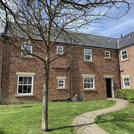 Sea Air At The Bay Filey, Sleeps 4, 2 Dogs Welcome For Free Too * Filey
