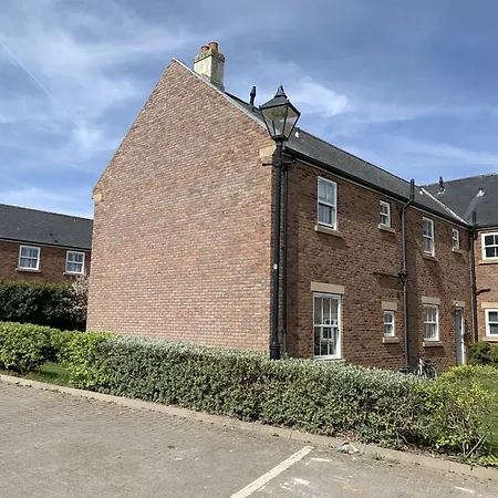 Sea Air At The Bay Filey, Sleeps 4, 2 Dogs Welcome For Free Too