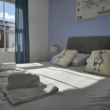 Sea Air, The Bay, 2 Bedroom 2 Bathroom First Floor Apartment, 2 Dogs Welcome Ferienhaus *