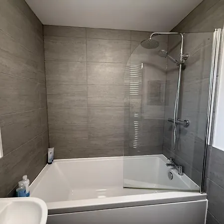 Sea Air, The Bay, 2 Bedroom 2 Bathroom First Floor Apartment, 2 Dogs Welcome Ferienhaus